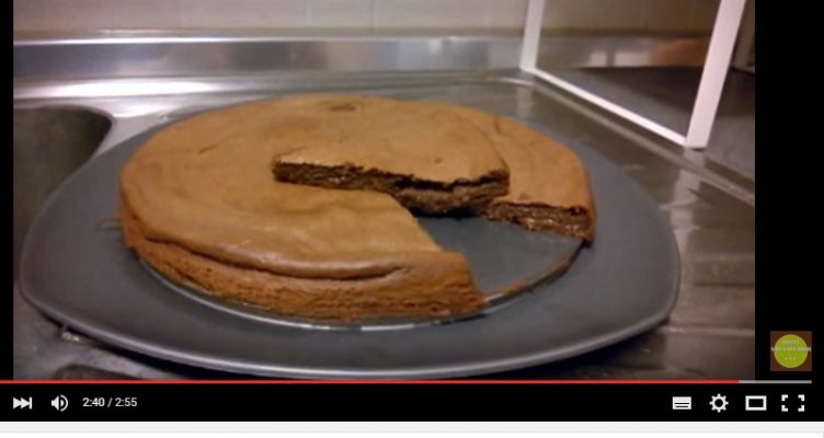 Torta di patate e cioccolato. In cucina con Nadia