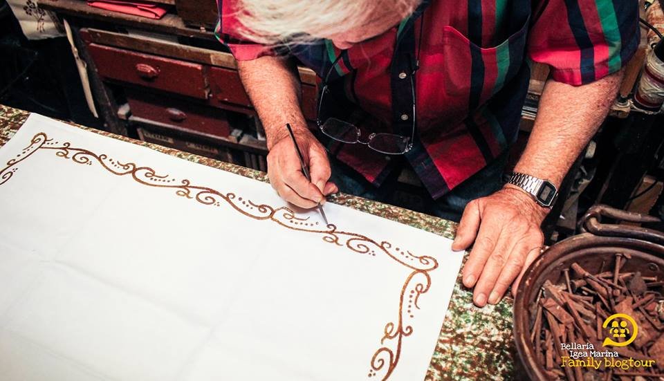 L’antica arte della stampa su tela: il mangano